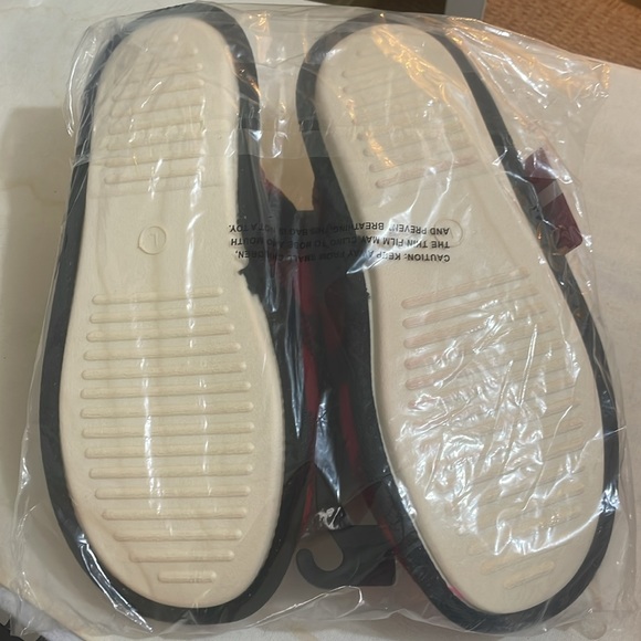 Unisex North Pole Trading Plaid Slippers - Picture 6 of 9